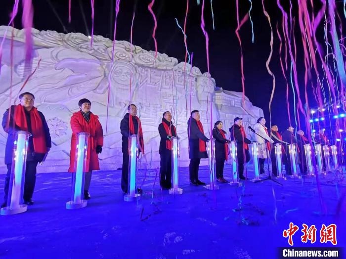 啟動(dòng)儀式現(xiàn)場(chǎng)。　趙桂華 攝