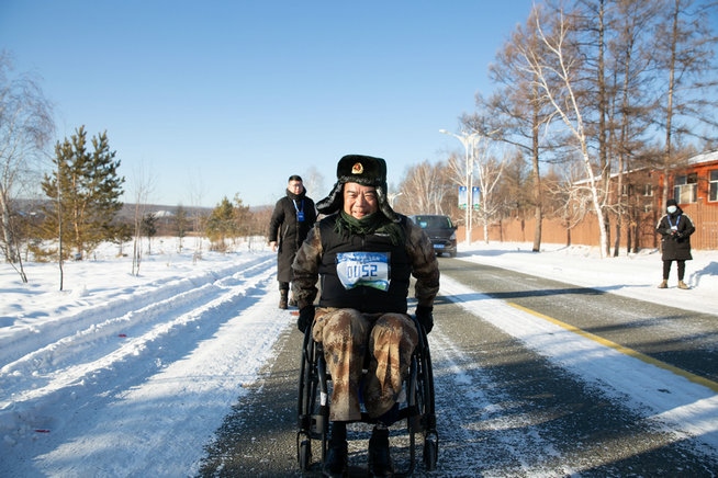 中共黨員、一等功榮立者王曙光不畏嚴(yán)寒，挑戰(zhàn)自我（王鵬）.jpg