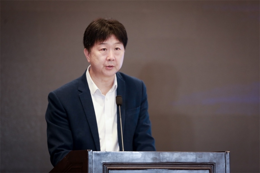 中國民主法制出版社黨委書記、社長、總編輯 劉海濤