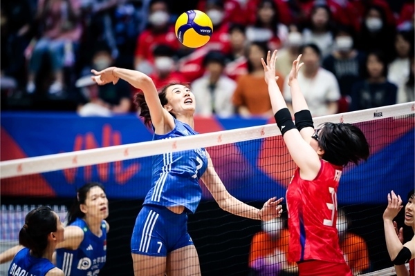 王媛媛扣球。圖片來源：國際排聯(lián)