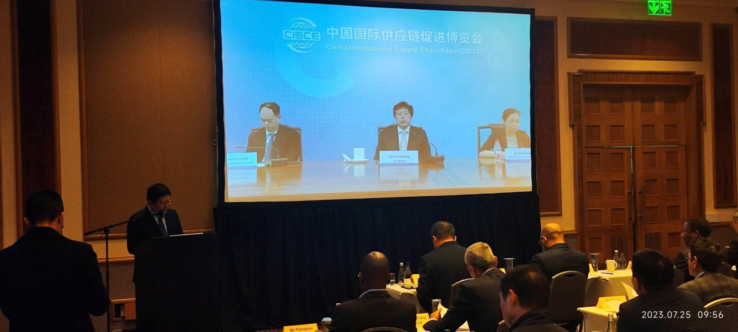 唐中東總領(lǐng)事致辭。圖片來(lái)源：貿(mào)促會(huì)