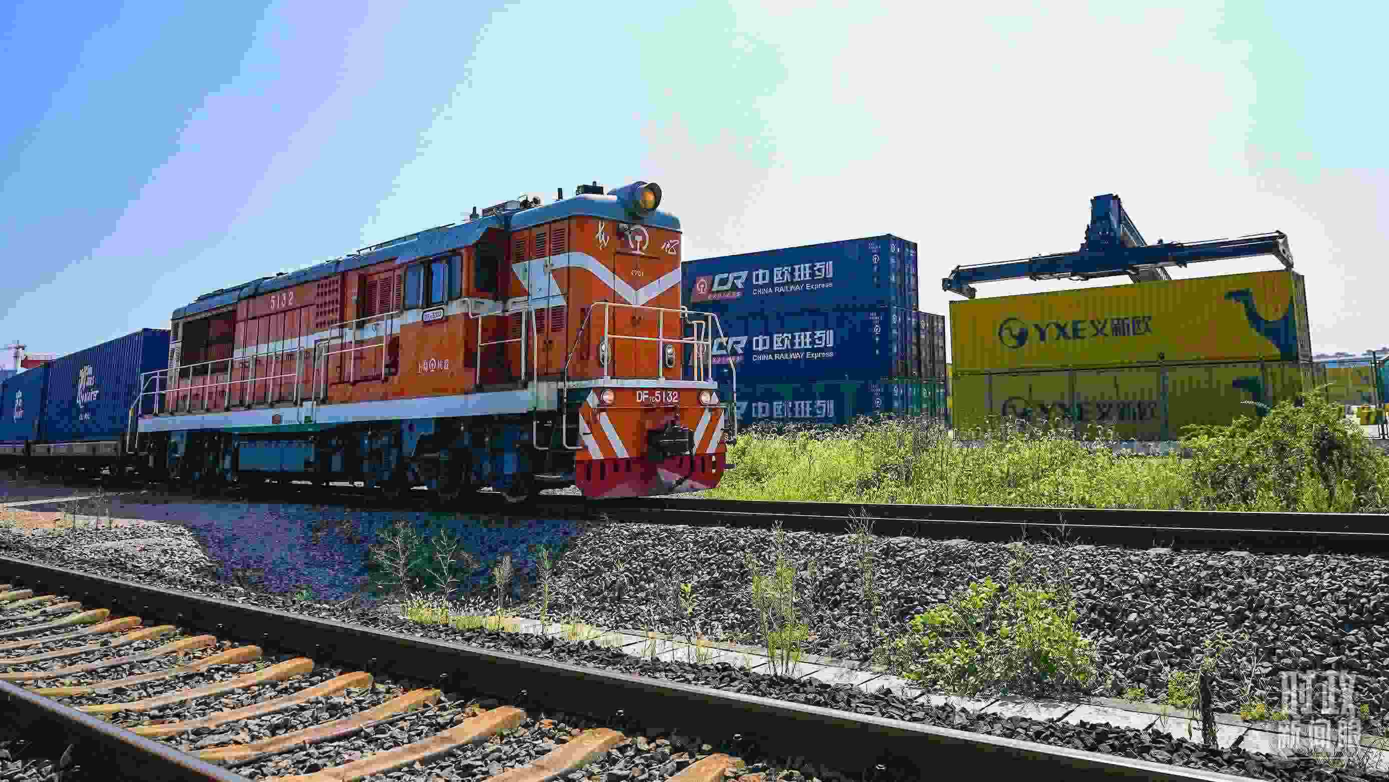 △“義新歐”中歐班列。（總臺國廣記者李晉拍攝）