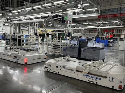 新能源汽車智能生產線。人民網 王紹紹攝