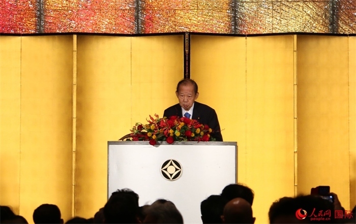 日中友好議員聯(lián)盟會(huì)長二階俊博發(fā)表致辭。人民網(wǎng) 許可攝