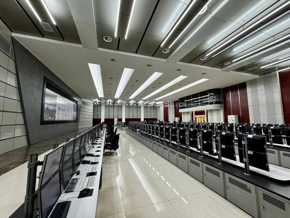 近日拍攝的公司管控中心。新華社記者 胡晨歡 攝