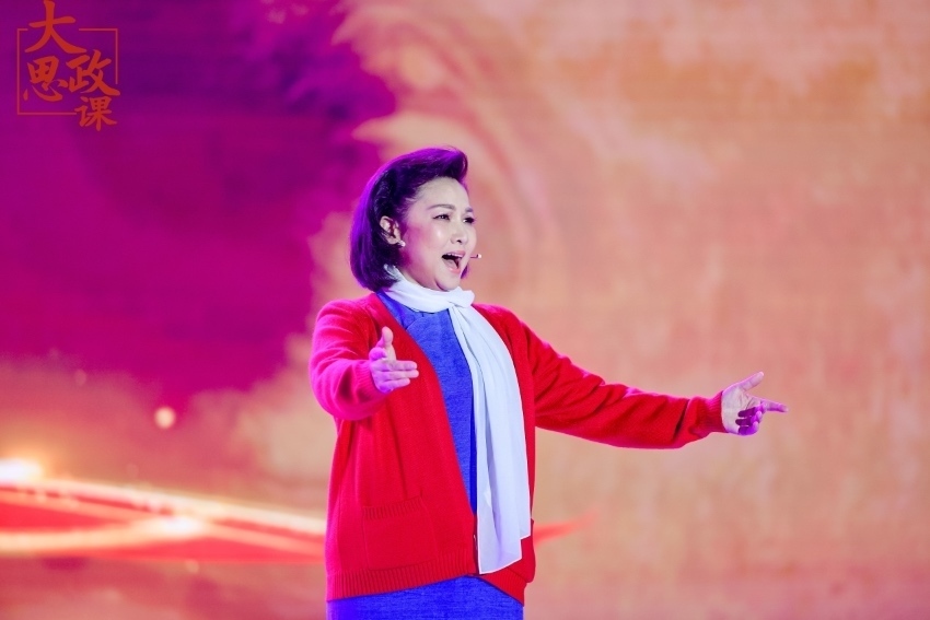 國家一級(jí)演員、第五代江姐飾演者王莉