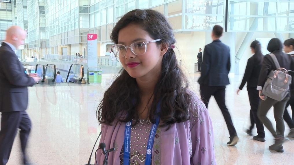 阿里法·沁在參加第三屆“一帶一路”國(guó)際合作高峰論壇民心相通專題論壇后接受記者采訪。