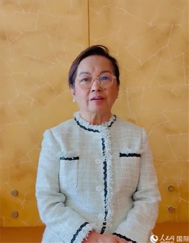 菲律賓前總統(tǒng)阿羅約通過(guò)視頻發(fā)表致辭。人民網(wǎng)記者樊帆 攝