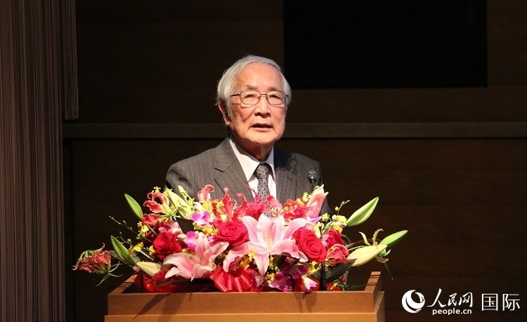 日中科學(xué)技術(shù)交流協(xié)會(huì)會(huì)長(zhǎng)山脅道夫致辭。人民網(wǎng) 許可攝