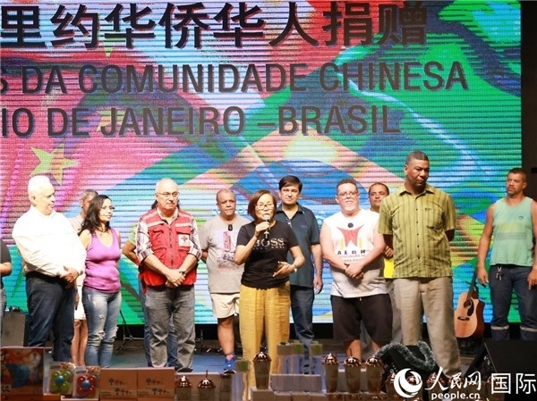 捐贈活動中方發(fā)起人之一的孫特英女士在捐贈活動中致辭。人民網(wǎng)記者 陳海琪攝