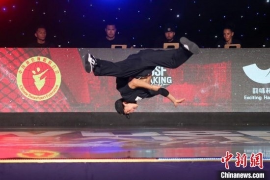今年7月，首屆亞洲霹靂舞錦標(biāo)賽在拱墅運(yùn)河體育公園體育館舉行。郭天奇 攝