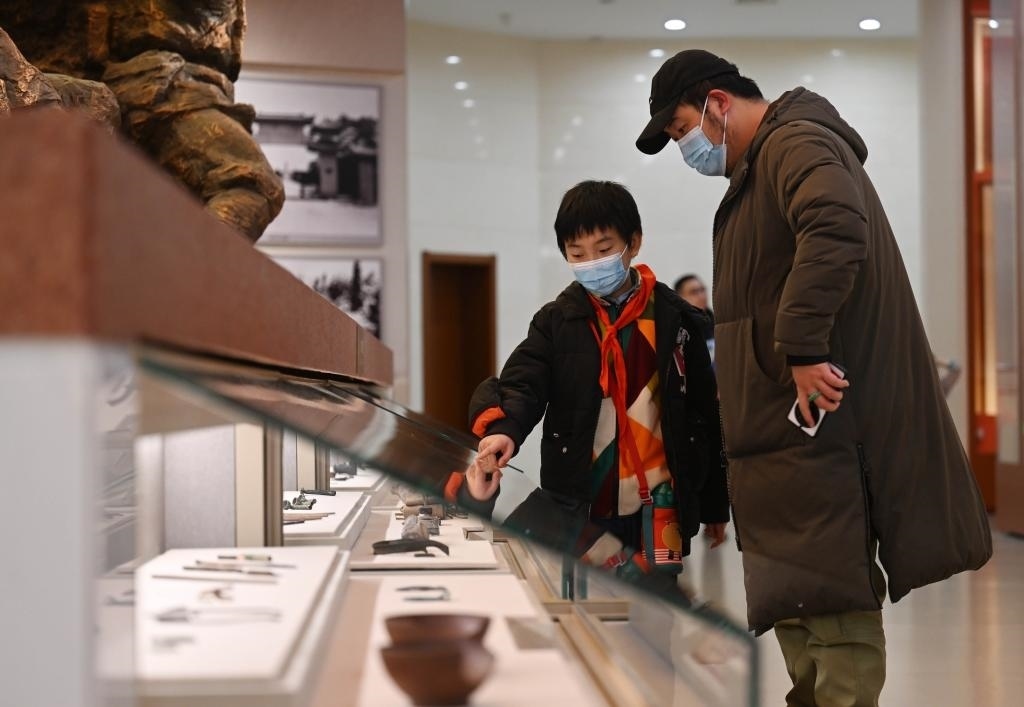 2024年1月29日，市民在平津戰(zhàn)役紀(jì)念館參觀。