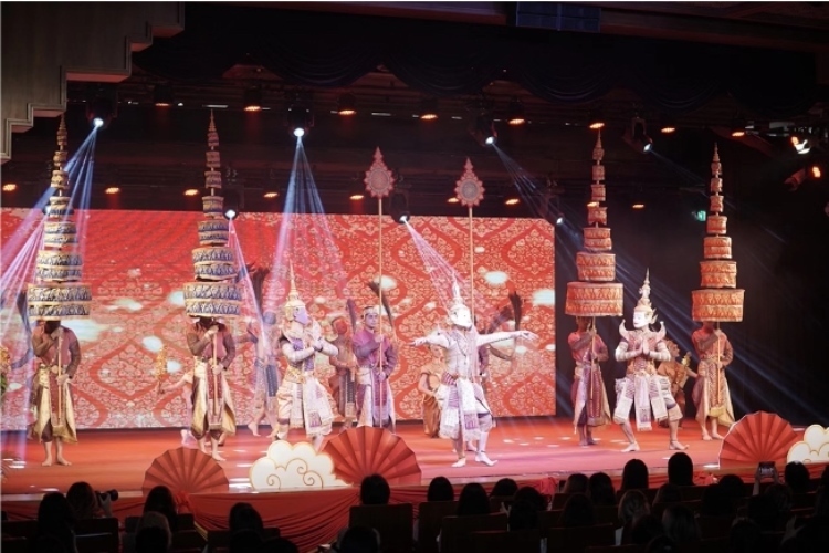 圖為2024“歡樂春節(jié)”中泰互致新春賀辭活動(dòng)現(xiàn)場(chǎng)。 中國(guó)駐泰國(guó)大使館文化處供圖