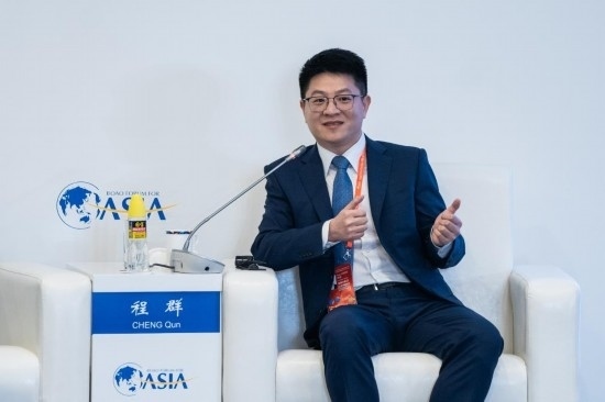 3月27日，猿輔導(dǎo)集團(tuán)副總裁、人工智能研究院院長(zhǎng)程群在分論壇上發(fā)言。新華社記者 曹夢(mèng)瑤 攝