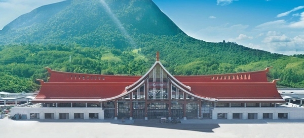 中老鐵路增開(kāi)1對(duì)國(guó)際旅客列車(chē)。國(guó)鐵集團(tuán)供圖