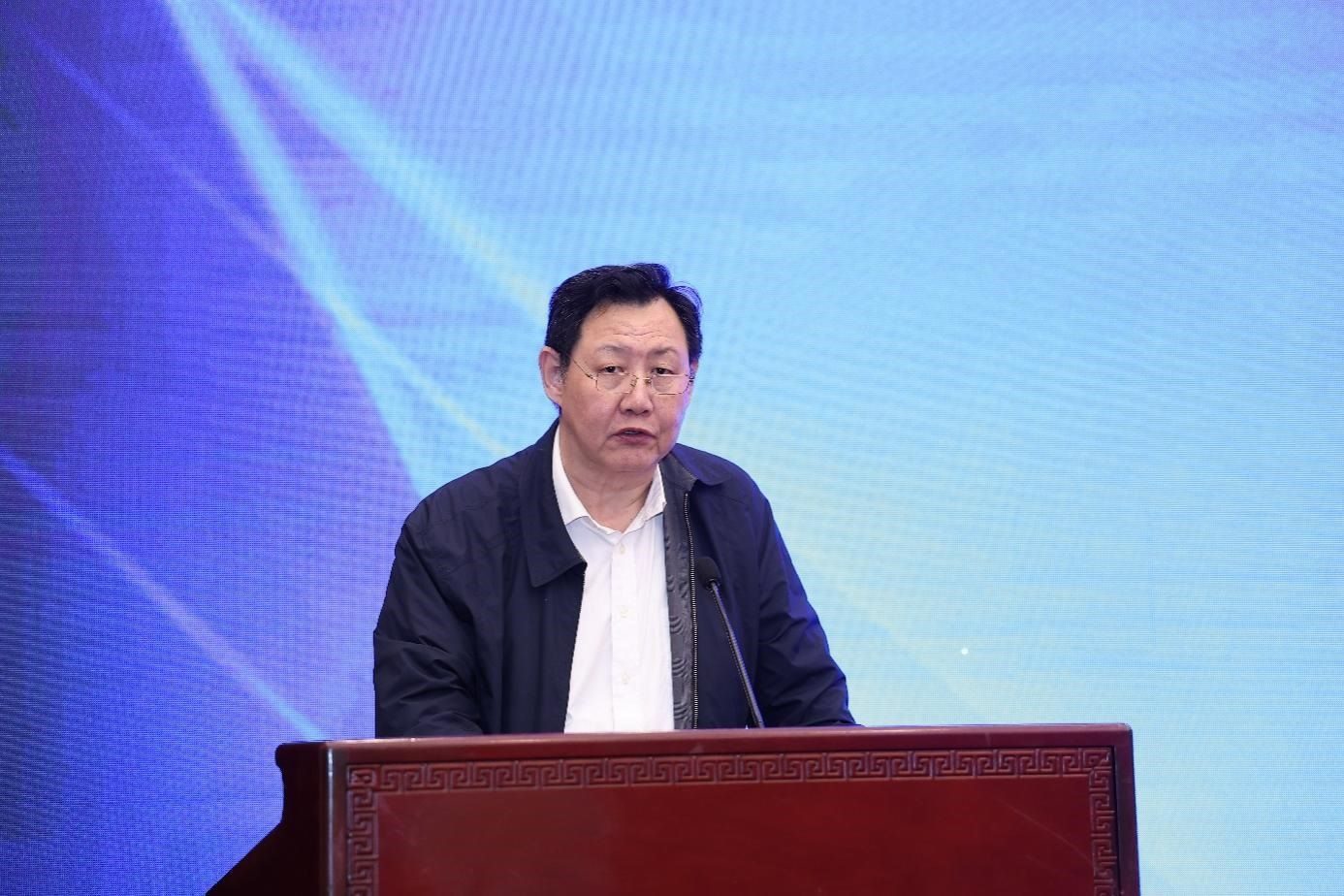 中國(guó)物流與采購聯(lián)合會(huì)黨委副書記余平致辭。主辦方供圖