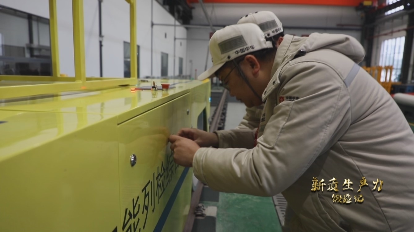 湖南株洲，算法測(cè)算團(tuán)隊(duì)正在做地鐵智能化檢測(cè)試驗(yàn)。