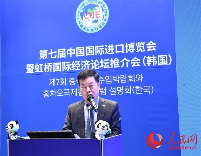 韓國貿(mào)易協(xié)會(huì)專務(wù)理事金高鉉發(fā)言。 人民網(wǎng) 程安康攝