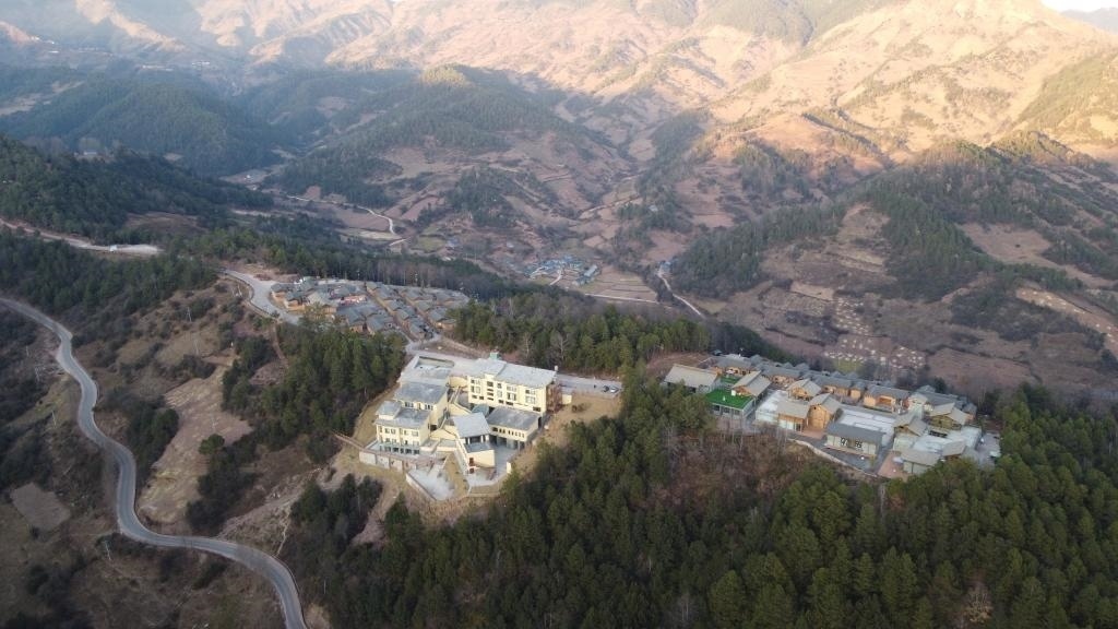 三河村全景（無人機照片）。新華社記者 尹恒 攝