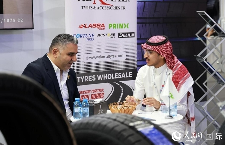 展會(huì)一景。人民網(wǎng)記者 管克江攝