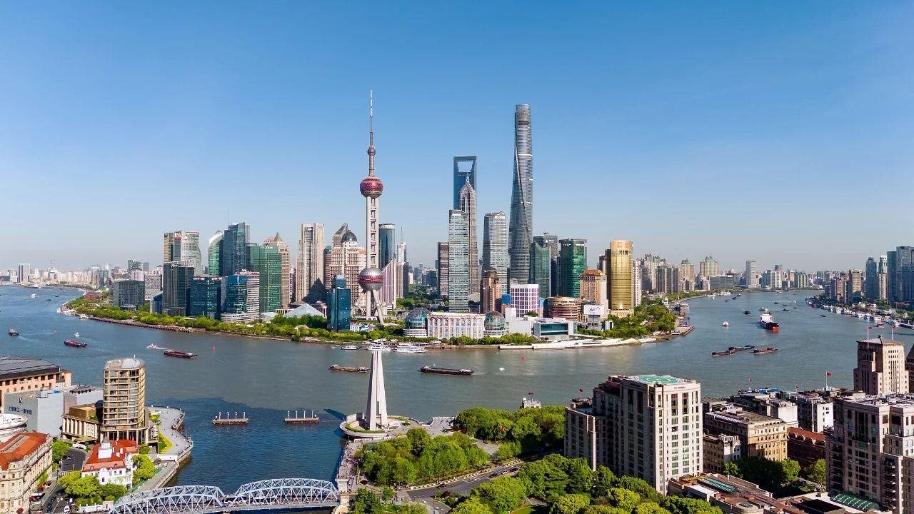 從一扇“門”、一座“城”、兩張“網(wǎng)”，看浦東新區(qū)改革常新