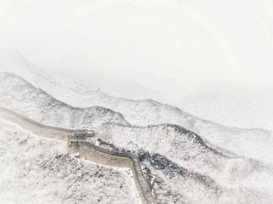 朱銳拍攝的長城雪景。（受訪者供圖）