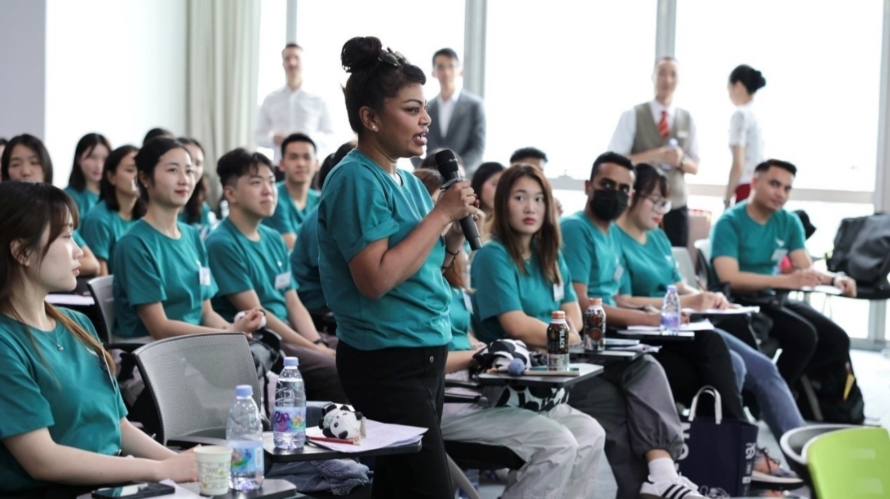 各方代表和在場嘉賓共同見證了培訓基地的正式掛牌，活動當日還展開了培訓試講環(huán)節(jié)。