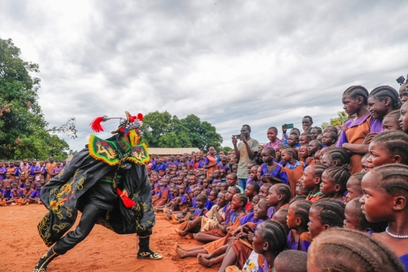 傳統(tǒng)川劇變臉表演。王軍杰攝