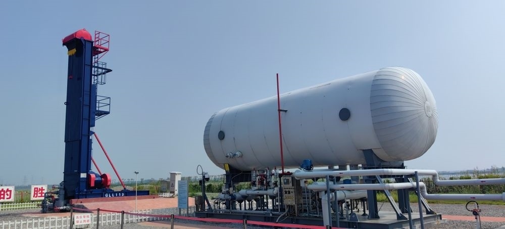 2024年8月30日，勝利油田萊113區(qū)塊CCUS項(xiàng)目現(xiàn)場(chǎng)。新華社記者 陳國(guó)峰 攝