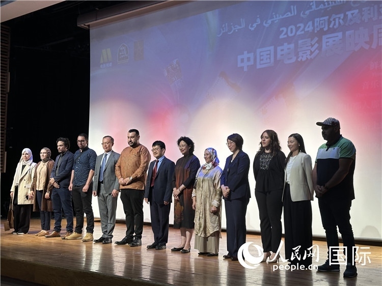 中阿兩國官員、電影行業(yè)從業(yè)者、媒體代表等出席開幕式 郝瑞敏攝