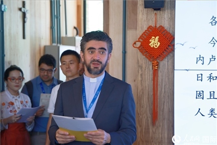 里約天主教大學(xué)校長安德森·佩德羅索在活動現(xiàn)場致辭。人民網(wǎng)記者 陳海琪攝