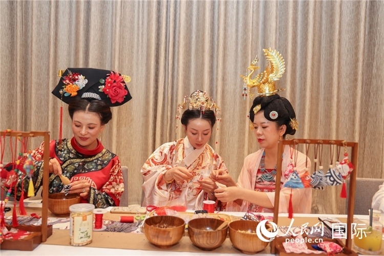 中國傳統(tǒng)文化展示。人民網(wǎng)記者任皓宇攝