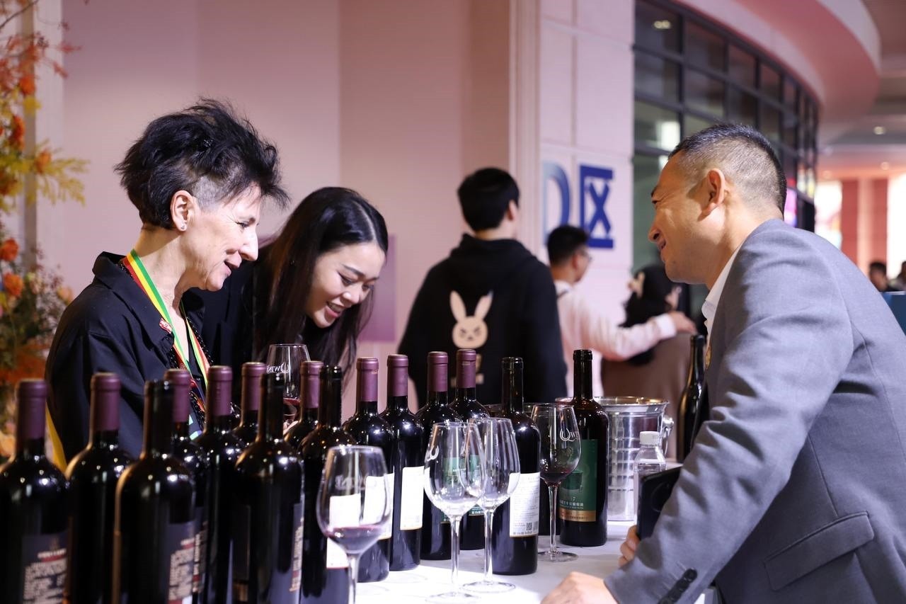 第五屆華僑進(jìn)口商品博覽會在浙江青田開幕。新華社記者 張曉潔 攝