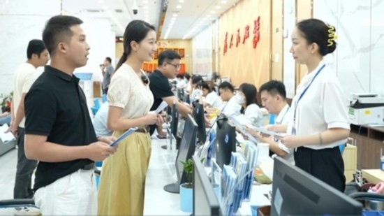 直播現(xiàn)場。海南省營商廳供圖