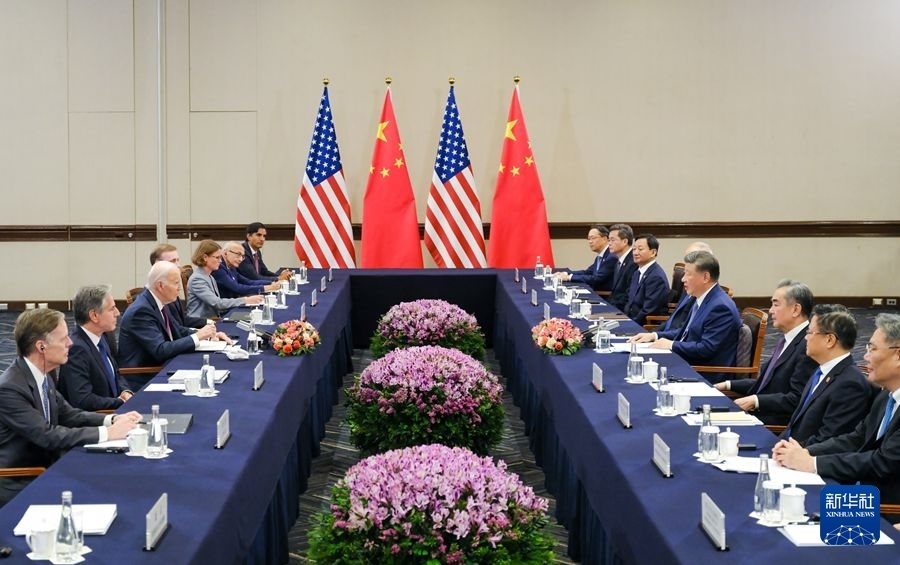 當?shù)貢r間11月16日下午，國家主席習近平在利馬同美國總統(tǒng)拜登舉行會晤。新華社記者 丁林 攝