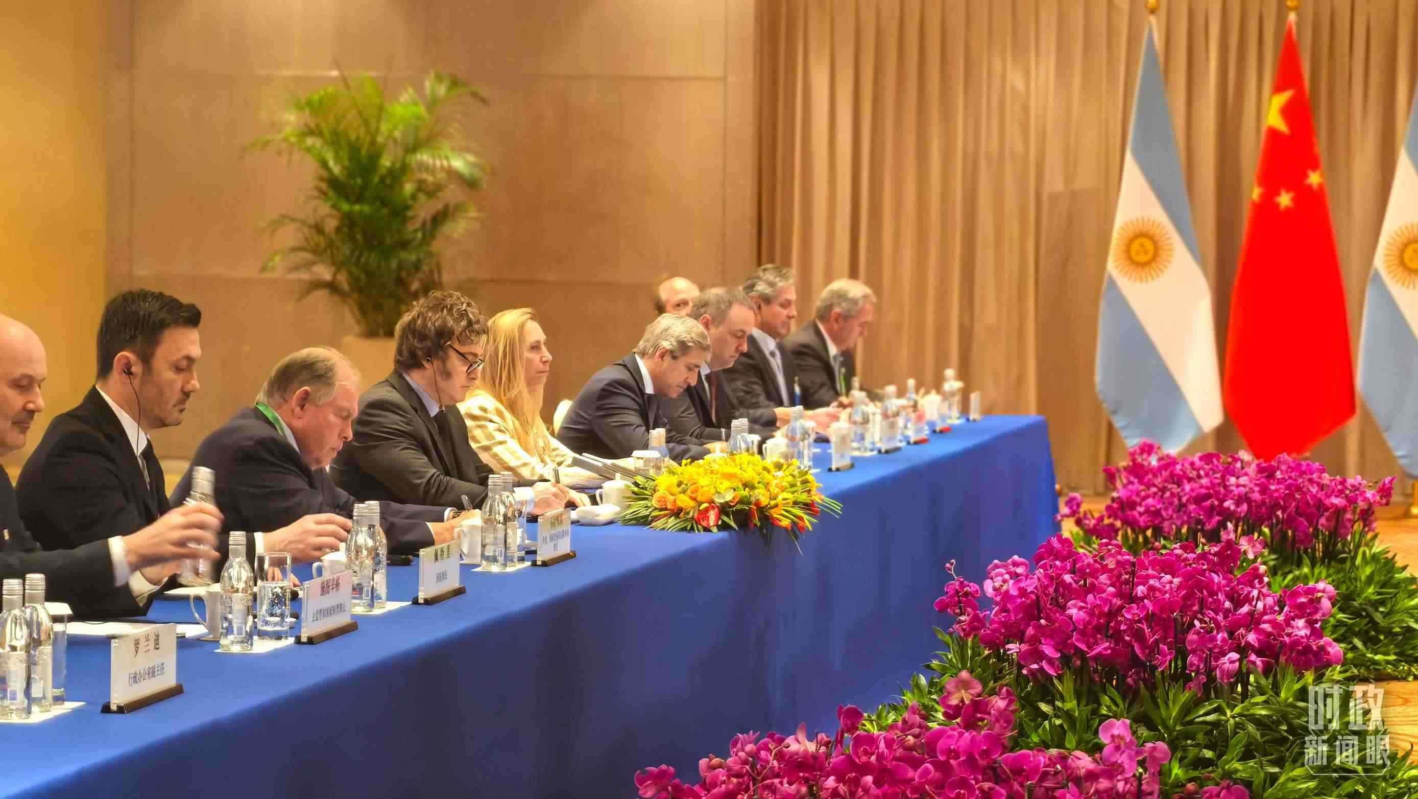 習主席會見阿根廷總統(tǒng)米萊現(xiàn)場。（總臺央廣記者潘毅拍攝）