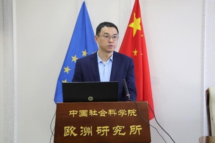 社會(huì)科學(xué)文獻(xiàn)出版社副總編輯童根興作開(kāi)幕式致辭。吳迪攝