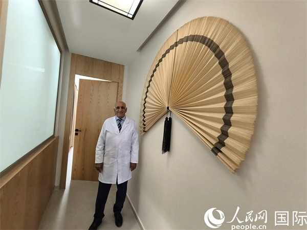 哈利勒的診所內(nèi)。人民網(wǎng)記者 黃培昭攝