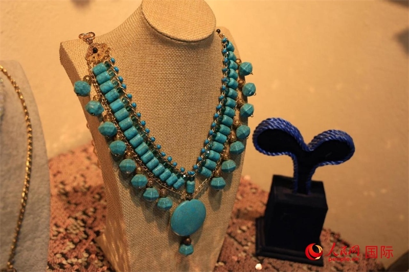 蘇美爾時(shí)期的流行項(xiàng)鏈。 人民網(wǎng)伊納斯·易卜拉欣攝