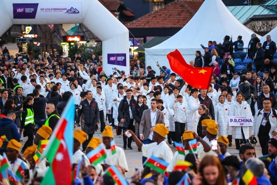 中國中學生體育代表團在開幕式上入場。圖片來源：中國中學生體育代表團