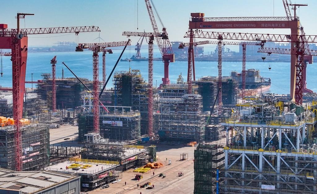 這是3月21日拍攝的天津博邁科海洋工程股份有限公司廠區(qū)一景（無人機(jī)照片）。新華社記者 趙子碩 攝