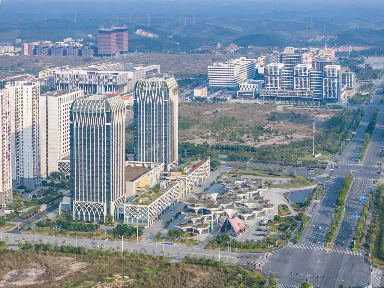 2023年11月，廣西欽州，航拍中國—馬來西亞欽州產(chǎn)業(yè)園區(qū)。