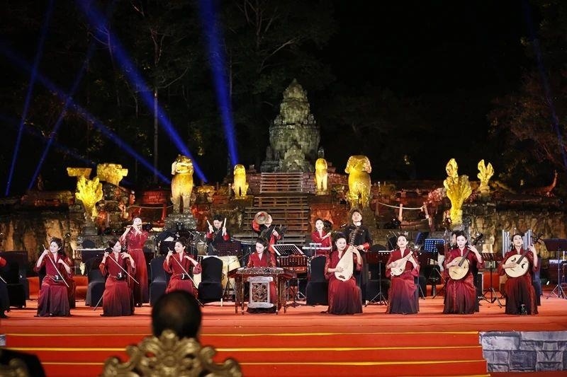 2024年1月13日，在柬埔寨暹粒舉行的“中柬人文交流年”啟動(dòng)儀式。