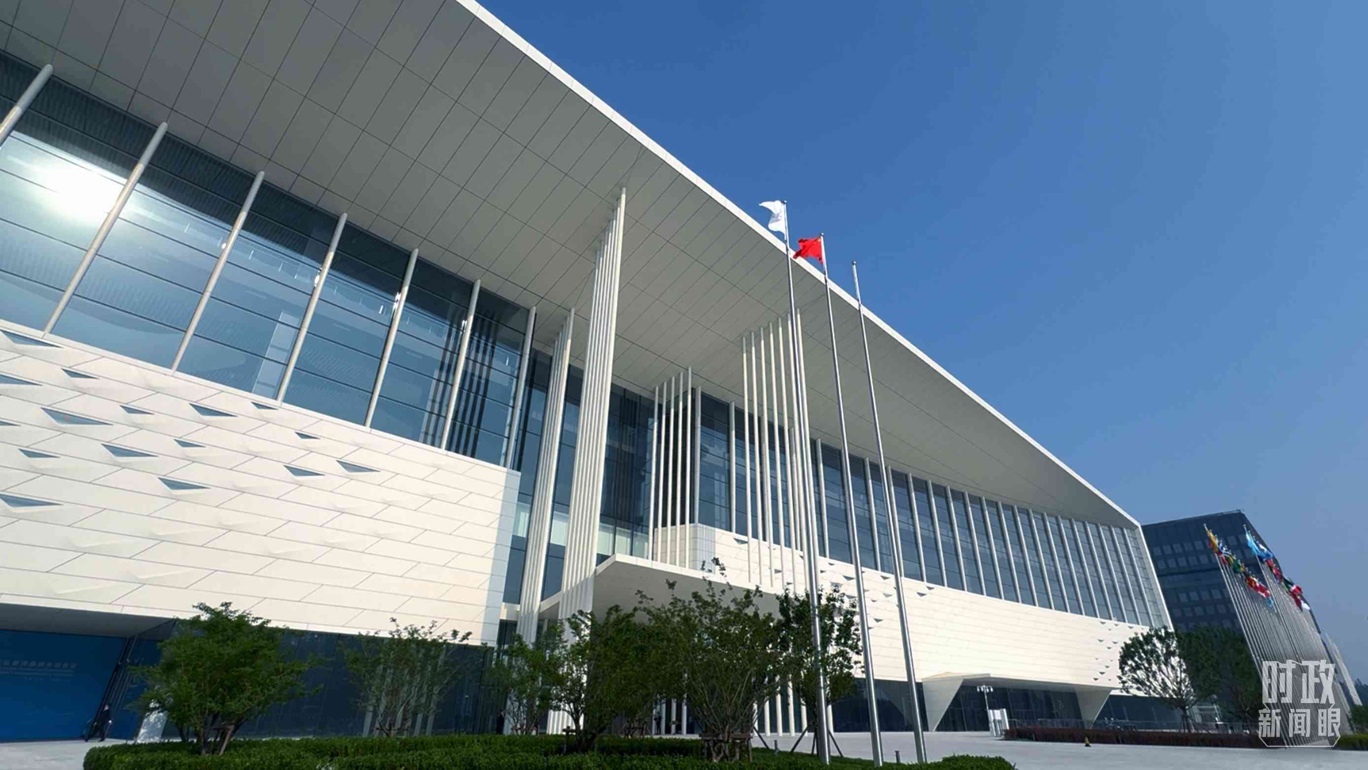 中拉論壇第四屆部長(zhǎng)級(jí)會(huì)議開(kāi)幕式在國(guó)家會(huì)議中心舉行。（總臺(tái)央視記者蔣碩拍攝）