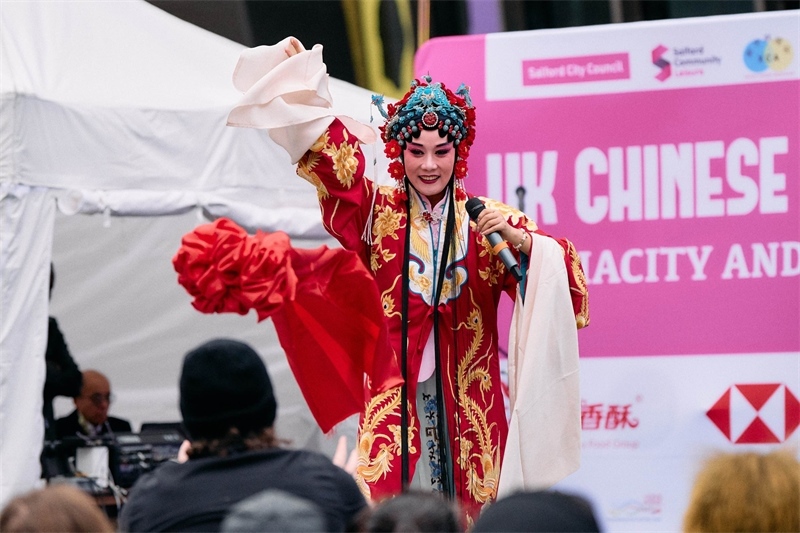 演員蔡衛(wèi)莉的秦腔表演贏得陣陣好評(píng)。 楊浩鵬攝